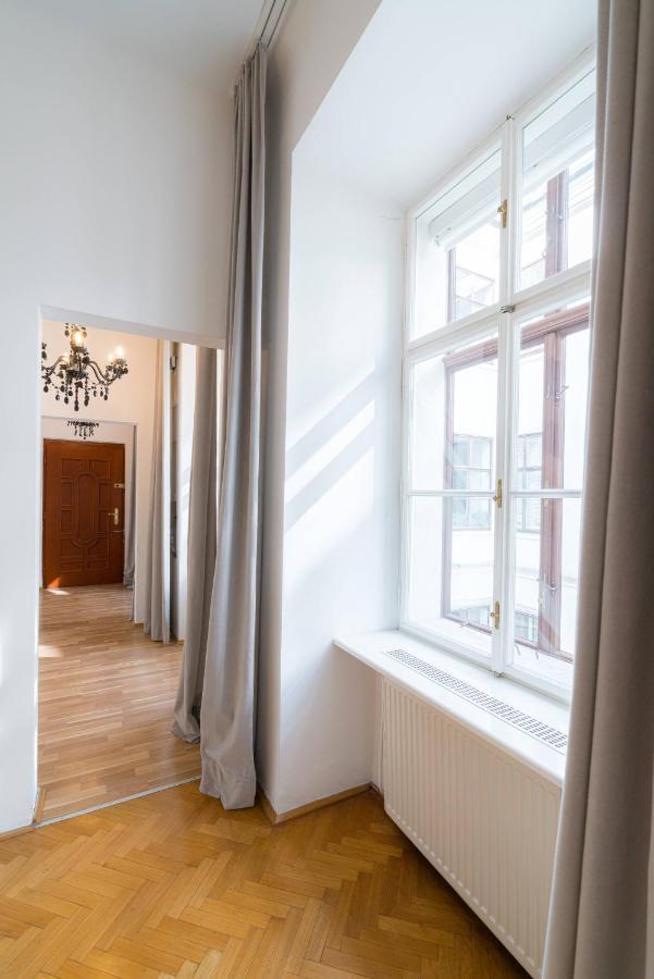 Vienna Residence, Volkstheater - Parliament Ngoại thất bức ảnh